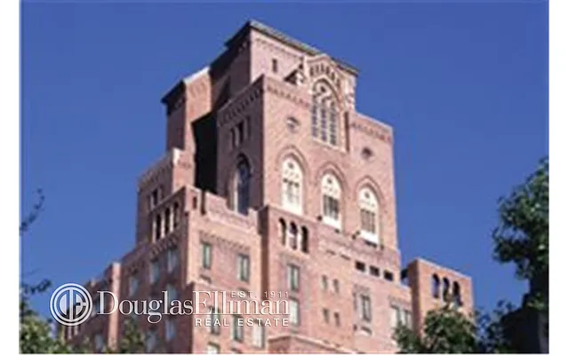 Rented by Douglas Elliman | media 13