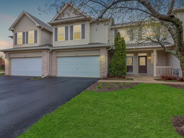 2133 Sunrise Cir, Aurora, IL 60503
