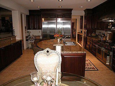 gourmet kitchen
