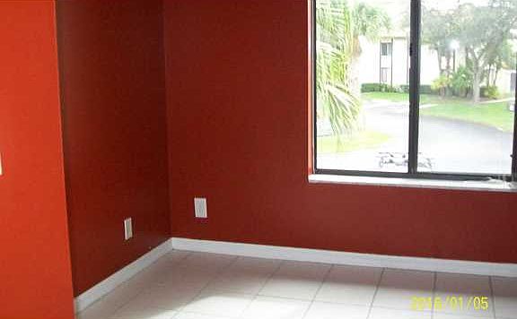 5th image of 1995 SW Silver Pine Way APT 119-B2