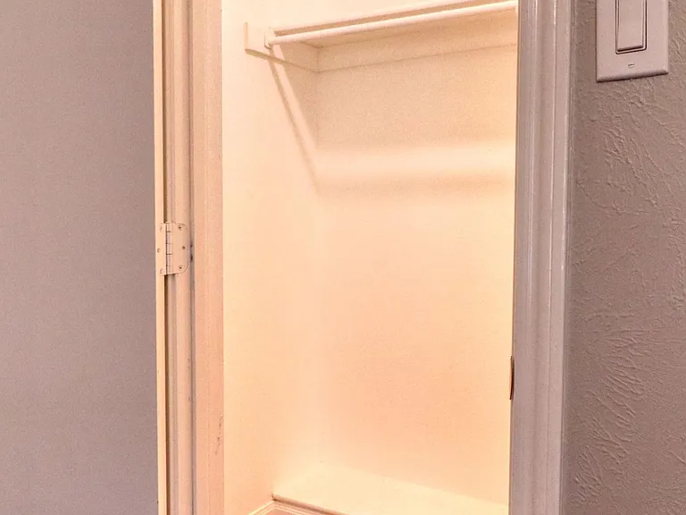 2221 Bowie Dr #11 — Photo 24