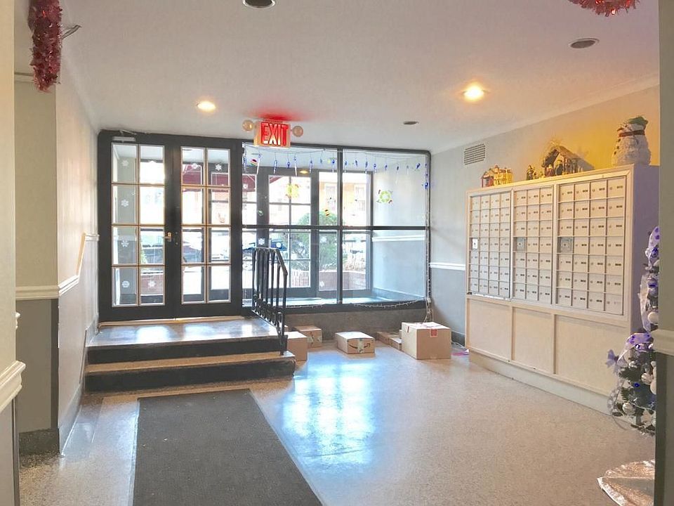 1st image of 580 84th St APT 4C