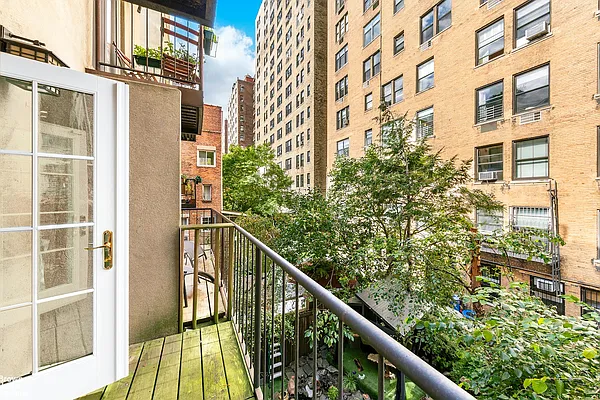 Rented by Brown Harris Stevens | media 8