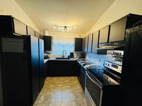 1935 Lafayette St APT 6, Janesville, WI 53546