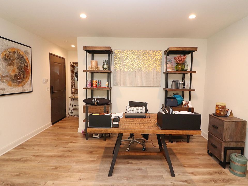 1st image of 853 S Lucerne Blvd #326