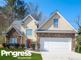17 Parklin Dr, Hiram, GA 30141