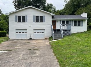 505 Neil Ct, Woodstock, GA 30188