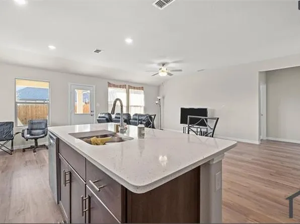 523 Rock Creek Dr, Princeton, TX 75407