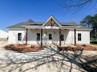 422 Fowle St, Vanceboro, NC 28586