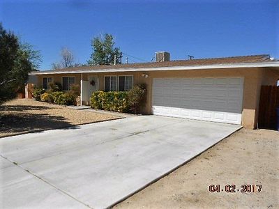 13200 Algonquin Rd, Apple Valley, CA, 92308