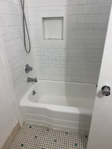 202 E Clifton Ave #4 Photo 1