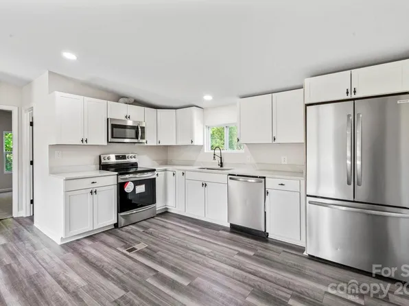 268 Hemlock Rd, Cleveland, NC 27013