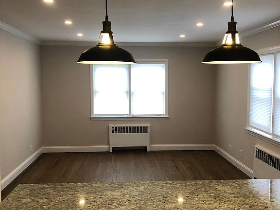 5th image of 60 Neptune Blvd #B