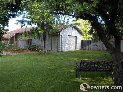 Back of shop and rear yard/garden area 