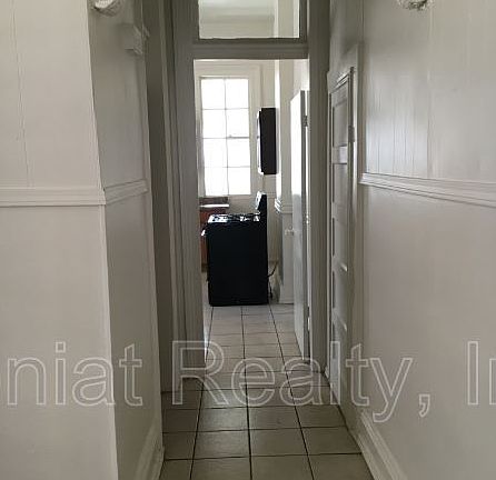 5th image of 312 S Broad St #312