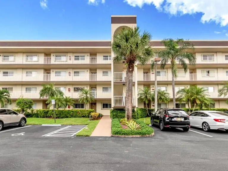 4735 Lucerne Lakes Blvd E #204 — Photo 1