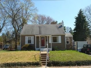 7 Fogarty Dr, Hamilton, NJ 08619