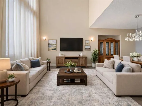 28 SE Panatella Mnr NW, Calgary, AB T3K 0A7