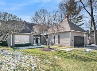 1302 Honan Dr, South Bend, IN