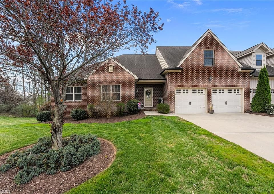 1st image of 733 Whisper Ridge Dr