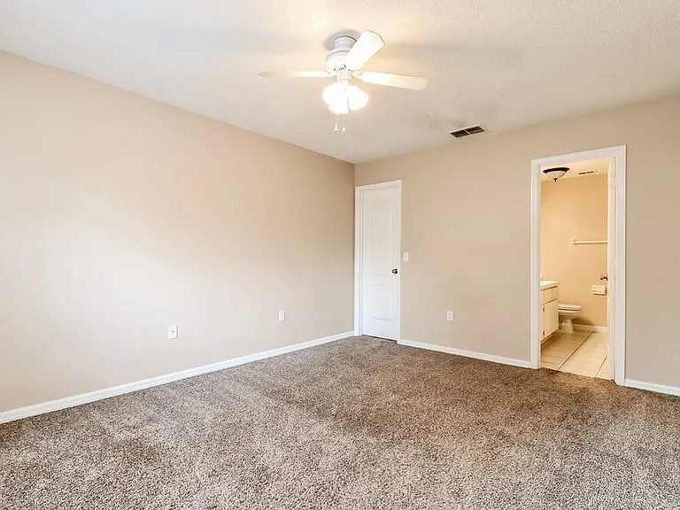 656 Lakemont Dr — Photo 10