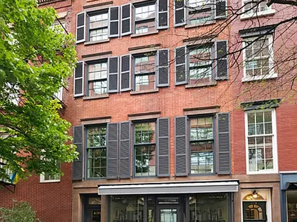 430 Hudson St, New York, NY 10014