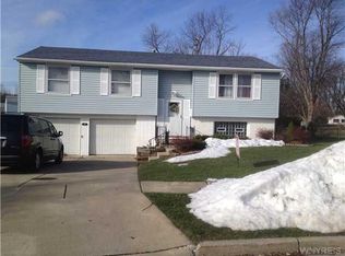 121 Theresa Ct, Buffalo, NY 14224