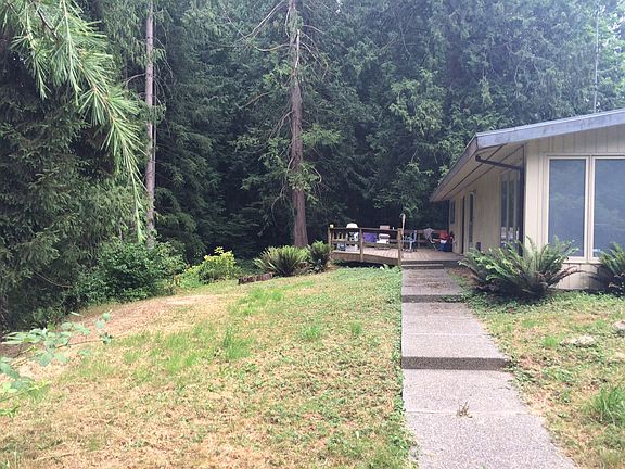 3rd image of 2806 244th Ave NE