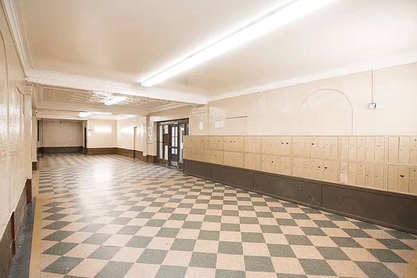 Rented by New York Residence | media 22