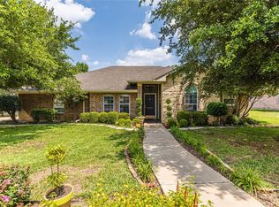 509 Sapphire Blvd, Hewitt, TX 76643
