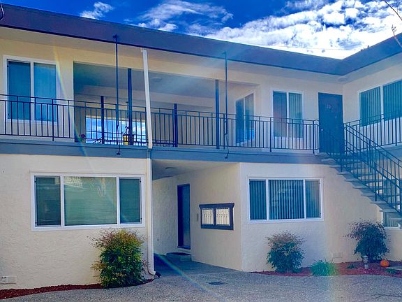 2nd image of 2095 Radio Ave #21