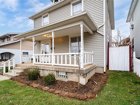 4th image of 1028 Phillips Ave