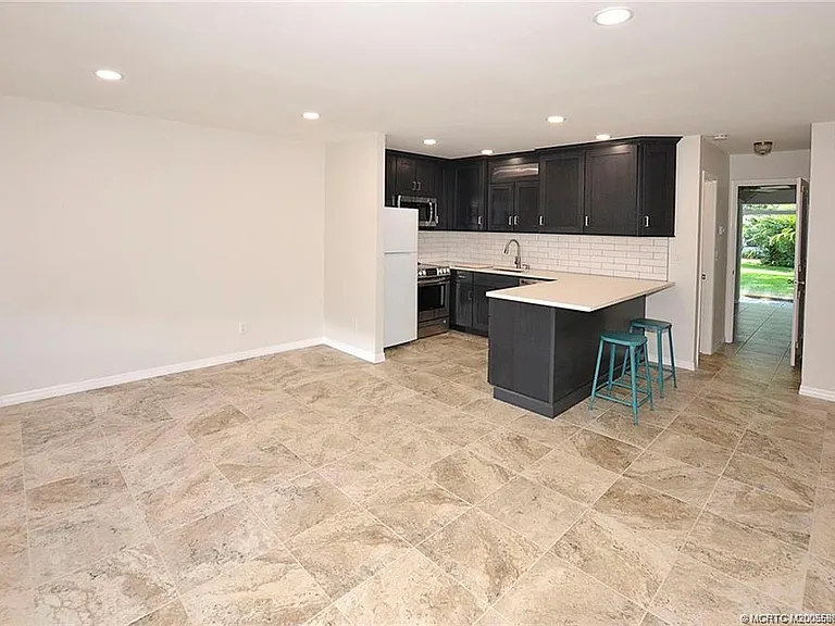 2929 SE Ocean Blvd #141-2 — Photo 3