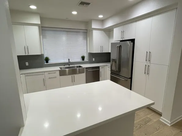 4240 Laurel Canyon Blvd Unit 203, Studio City, CA 91604