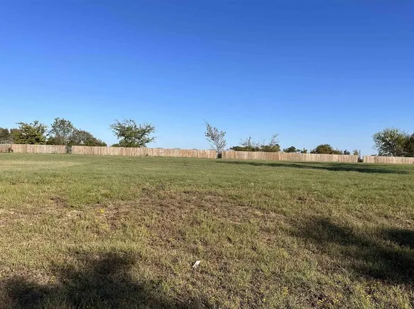 81 Ryder Cup Trl, Lindale, TX 75771