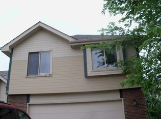 15137 Willow Creek Dr, Omaha, NE 68138
