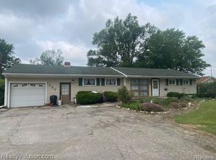 1727 N Lapeer Rd, Lapeer, MI 48446
