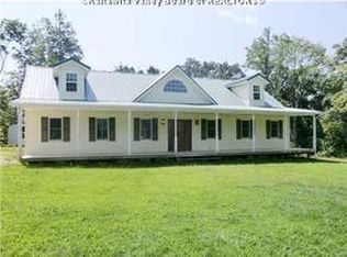 20 Grant St, Fraziers Bottom, WV 25082