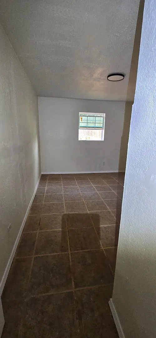 9801 Larkspur Lane — Photo 3
