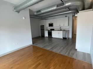 111 Allyn St APT 340, Hartford, CT 06103