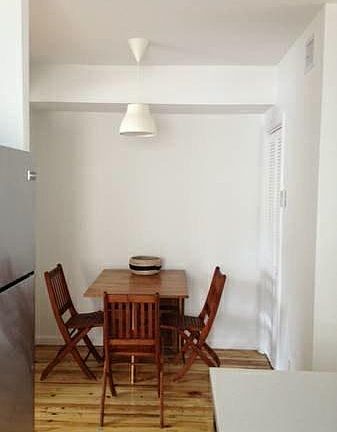 Eat-in-Kitchen