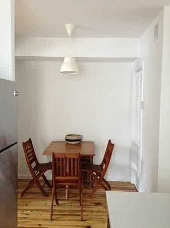 Eat-in-Kitchen