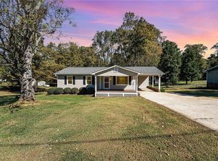 4442 Finch Farm Rd, Trinity, NC 27370