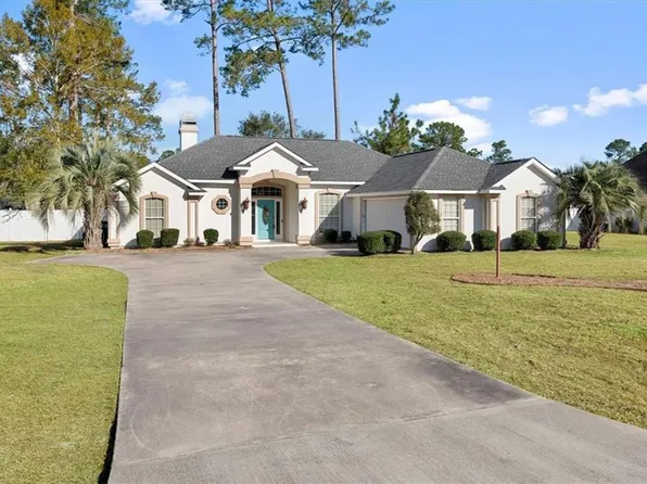 3039 Birchwood Dr, Waycross, GA 31503
