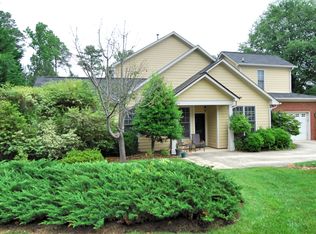 11033 Southwalk Ln, Raleigh, NC 27614