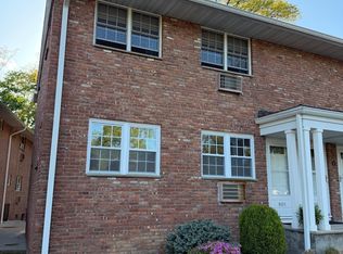 901 Washington Dr #901, Ramsey, NJ 07446