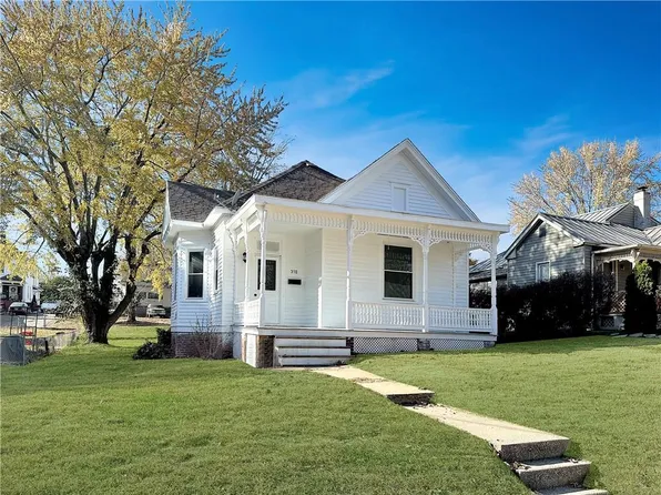 310 N 18th St, Lexington, MO 64067