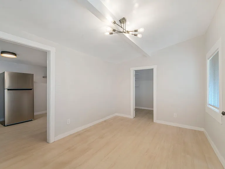 3290 Logan Ave #3290 — Photo 6