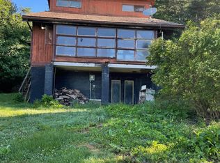 1015 Pugh Rd, Stockport, OH 43787