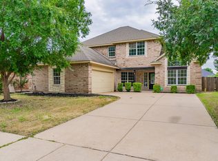 101 Whipperwill Way, Red Oak, TX 75154